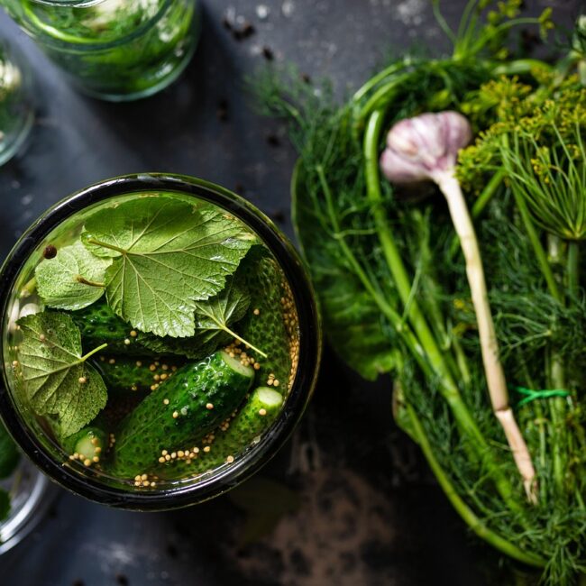 Czy warto jeść fermentowane produkty?